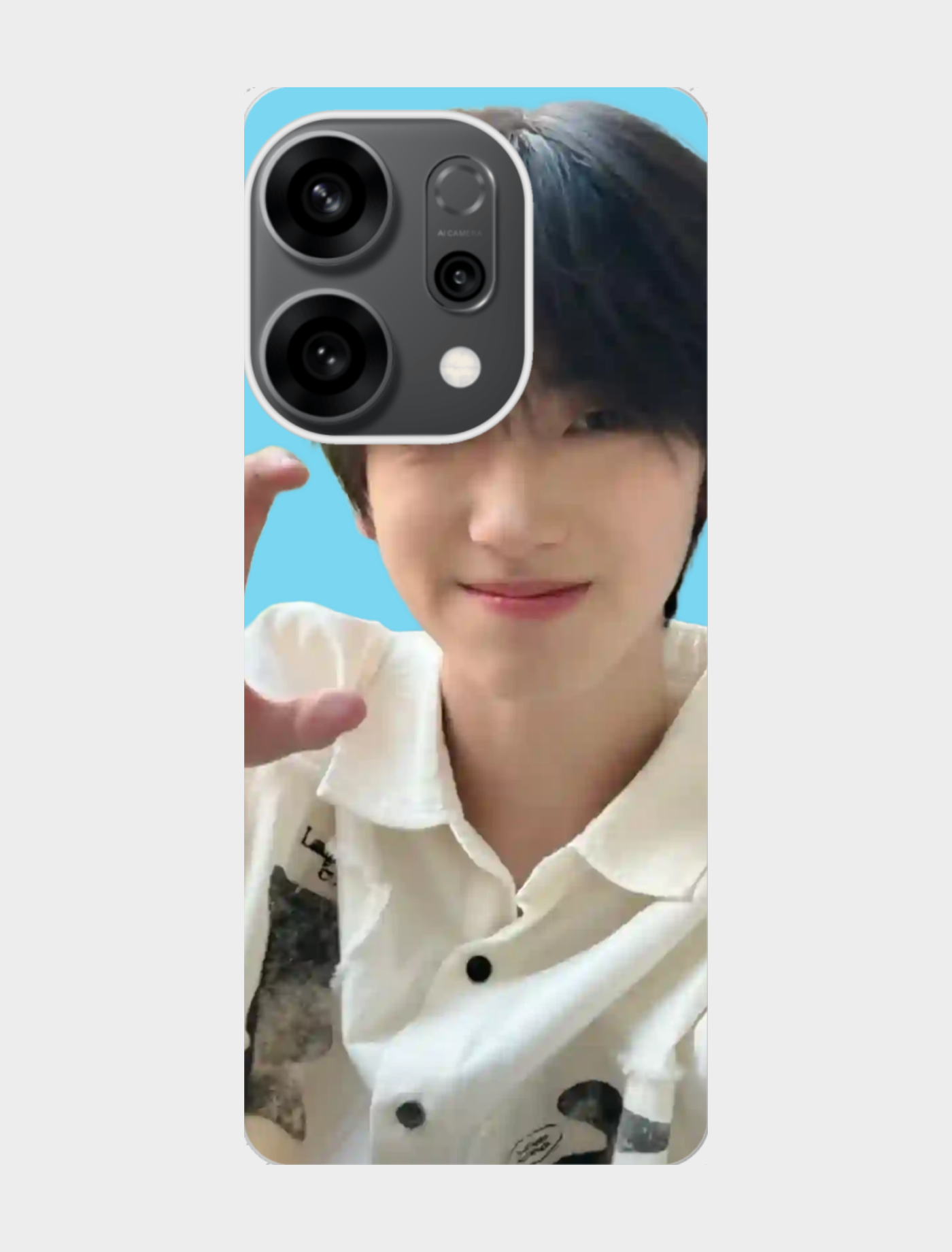 这笑容也太甜了吧💘手机壳都挡不住的魅力✨